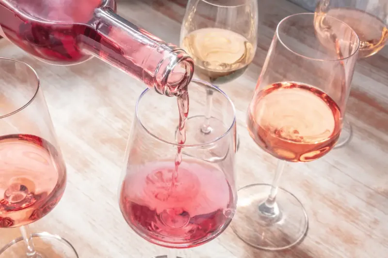 Le Vin Rosé Idéal pour cet Été : SAINT-ETIENNE-LA-VARENNE